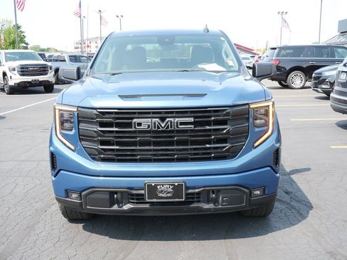 Certified 2025 GMC Sierra 1500 Elevation AWD/4WD image 3