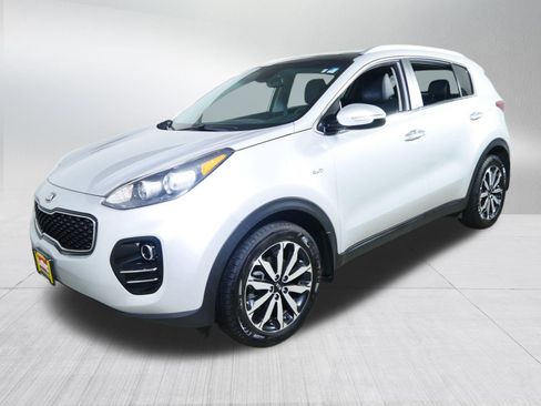 Used 2017 Kia Sportage EX w/ EX Premium Package AWD/4WD image 3