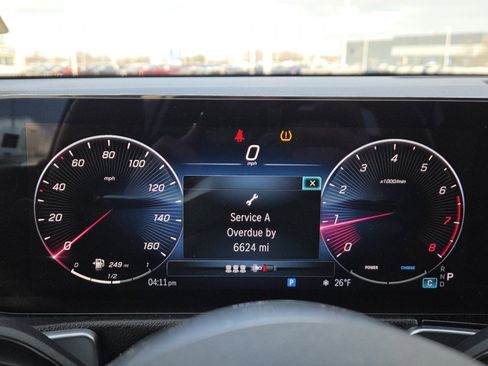 Used 2024 Mercedes-Benz GLB 250 GLB 250 image 25