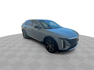 Certified 2024 Cadillac Lyriq Luxury AWD/4WD video 2