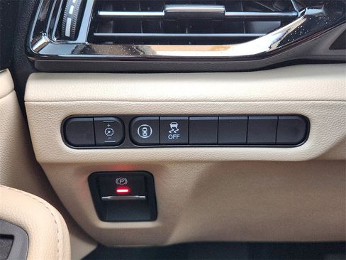 New 2026 Acura MDX SH-AWD image 23