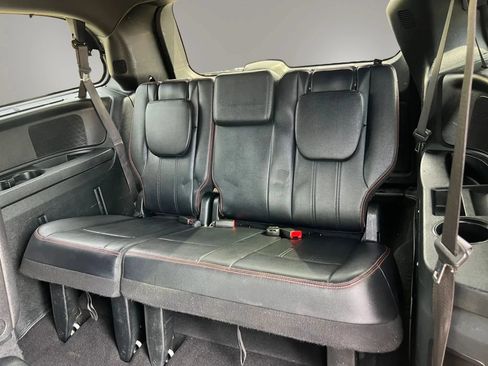 Used 2017 Dodge Grand Caravan GT FWD image 27
