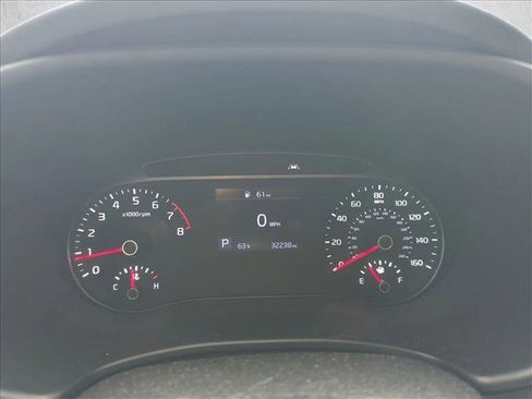 Used 2022 Kia Soul LX w/ Technology Package FWD image 9