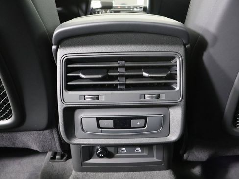 New 2026 Audi Q7 2.0T Premium image 23