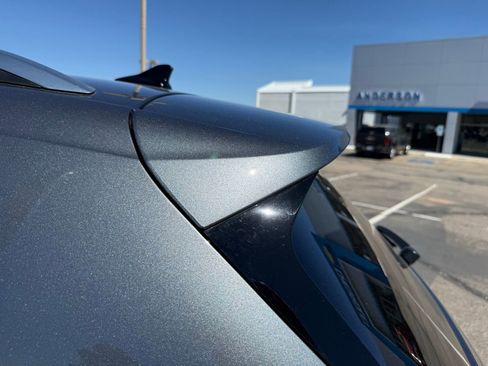 Used 2022 Volkswagen Taos SE w/ Panoramic Sunroof Package image 8