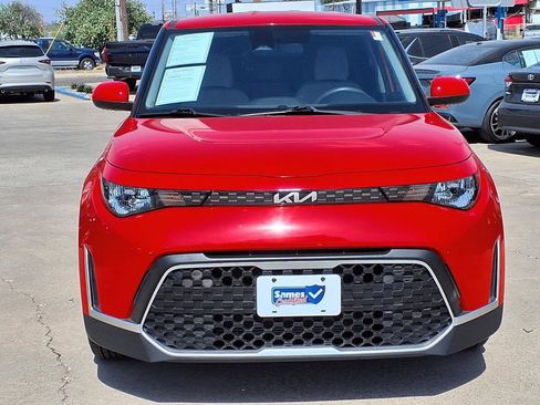 Certified 2023 Kia Soul LX image 2