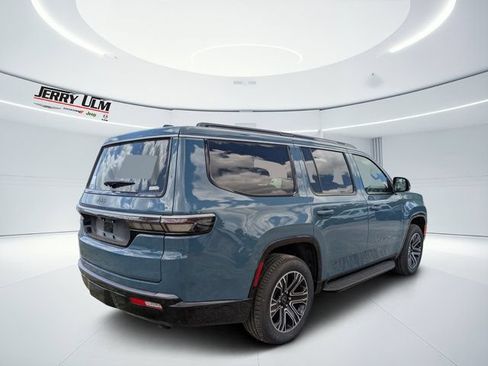 New 2026 Jeep Grand Wagoneer 2WD w/ 8-Passenger Seating Package image 3