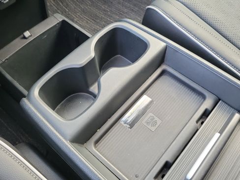 Used 2023 Honda Odyssey Elite image 15