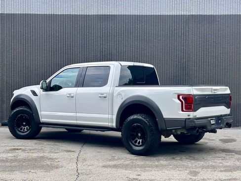 Certified 2018 Ford F150 Raptor w/ Equipment Group 802A Luxury AWD/4WD image 4