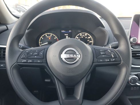 Used 2025 Nissan Altima 2.5 S image 20
