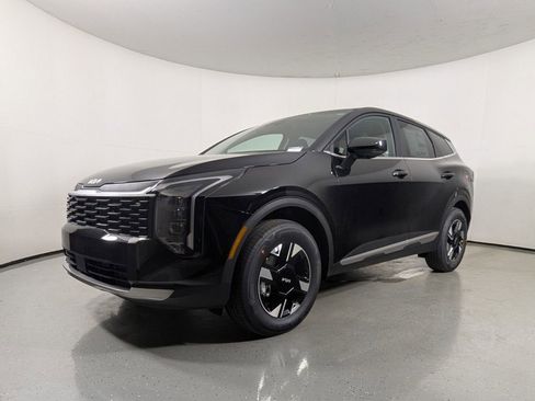 New 2026 Kia Sportage LX AWD/4WD image 3