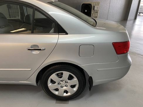 Used 2009 Hyundai Sonata GLS w/ Popular Equipment Pkg 2 FWD image 17