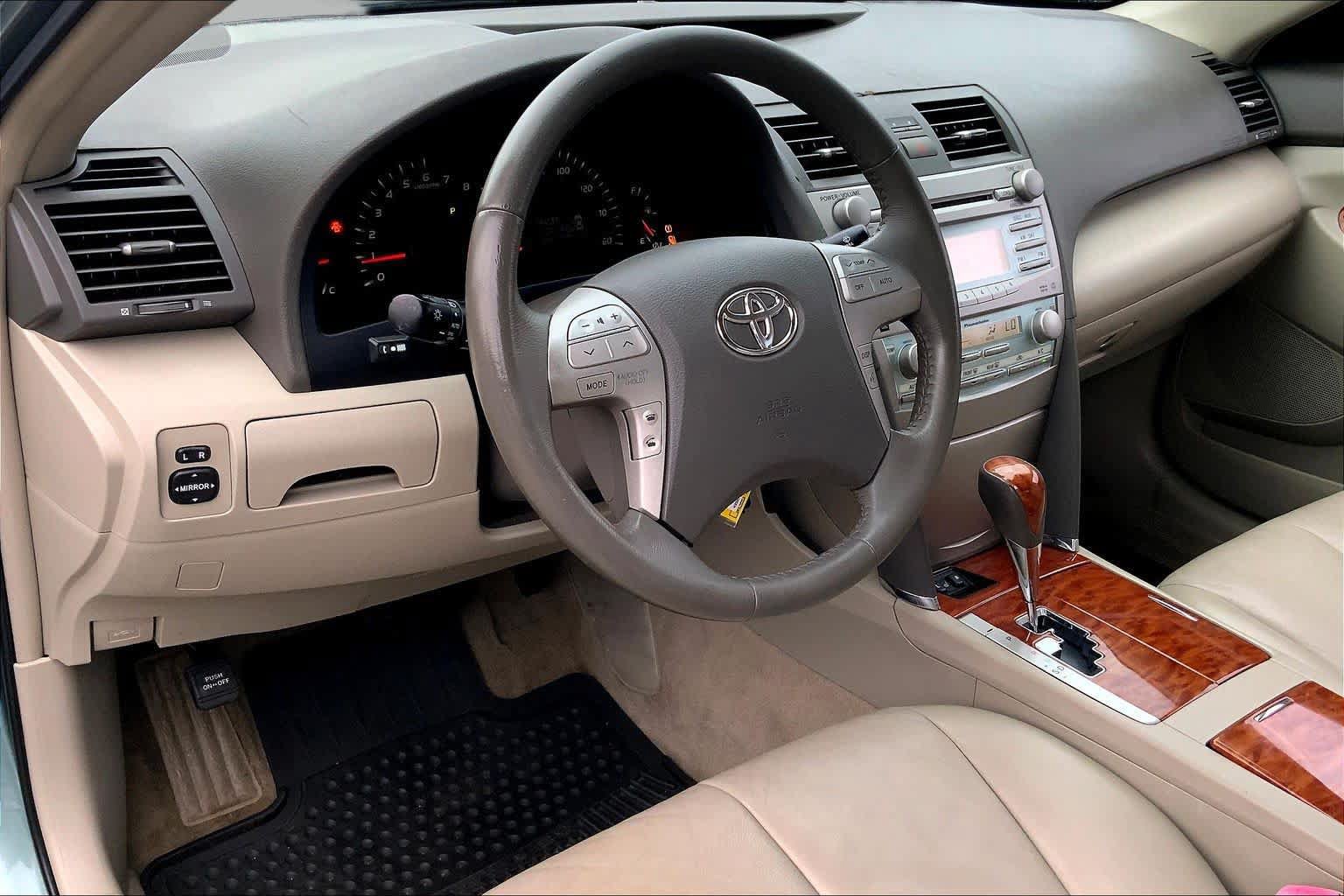 Used 2008 Toyota Camry XLE FWD image 17