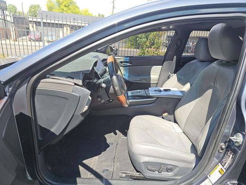 Used 2019 Toyota Avalon Limited w/ Advanced Safety Package FWD image 18