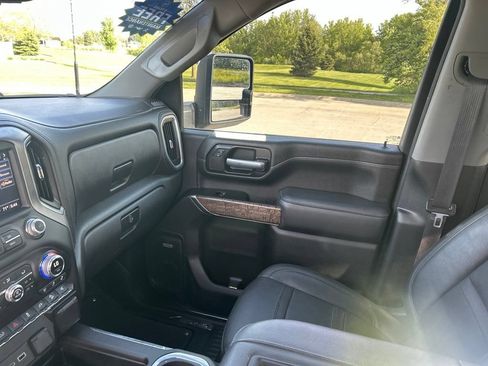 Used 2021 GMC Sierra 2500 Denali w/ Denali Ultimate Package AWD/4WD image 29