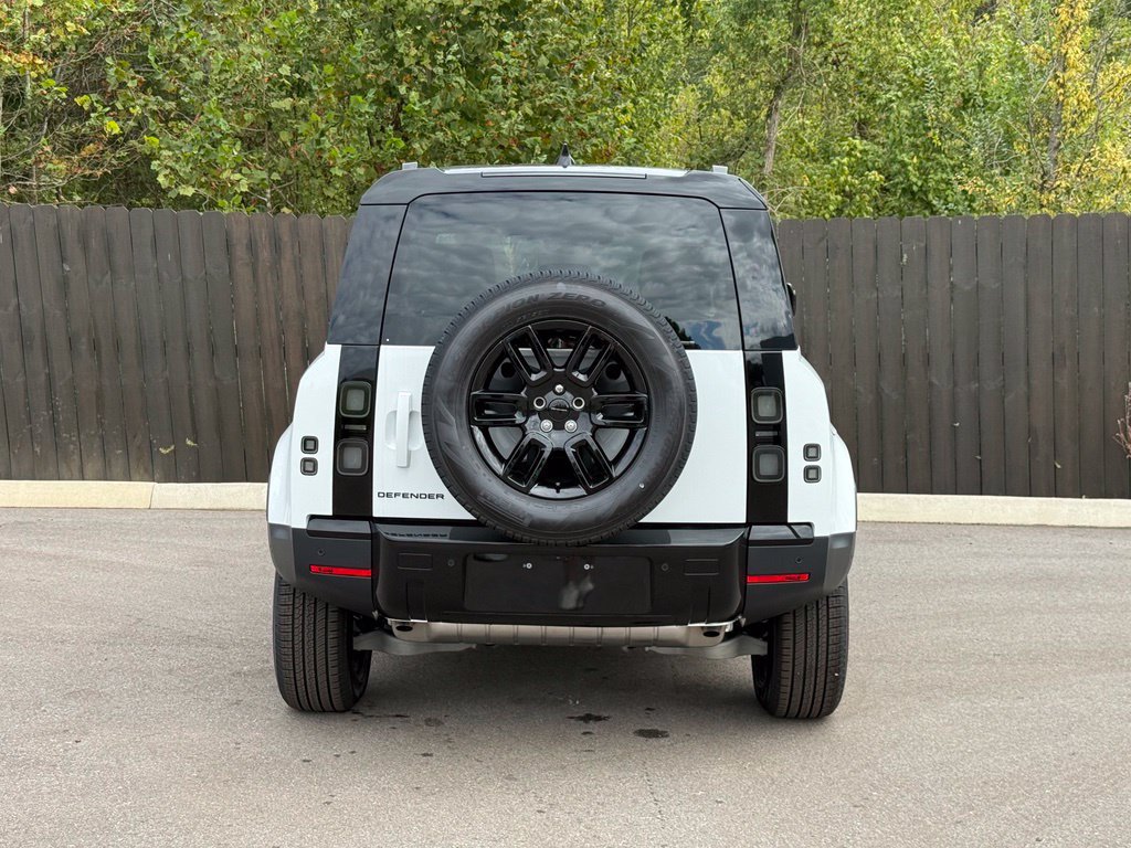 New 2026 Land Rover Defender 110 S AWD/4WD image 4