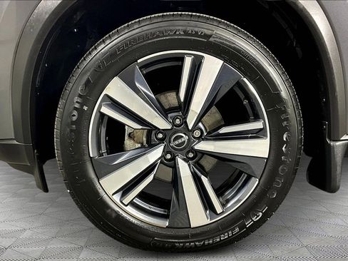 Used 2023 Nissan Rogue SL image 35