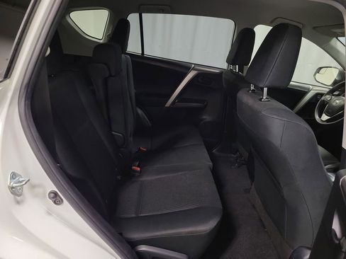Used 2016 Toyota RAV4 LE image 23