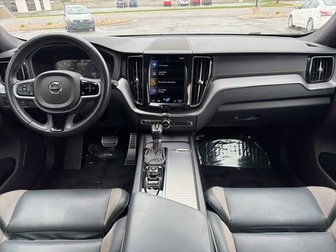 Used 2021 Volvo XC60 T5 R-Design w/ Protection Package Premier image 17