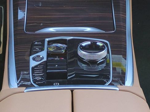 New 2026 BMW X5 M60i w/ Executive Package AWD/4WD image 19