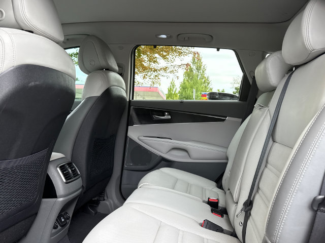 Used 2016 Kia Sorento SX AWD/4WD image 21