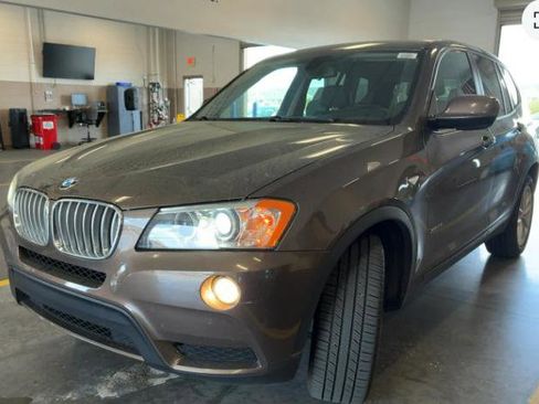 Used 2013 BMW X3 xDrive28i image 3