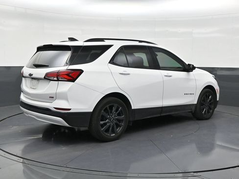 Used 2024 Chevrolet Equinox RS FWD image 5