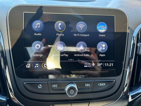 Used 2023 Chevrolet Equinox RS w/ RS Leather Package image 13