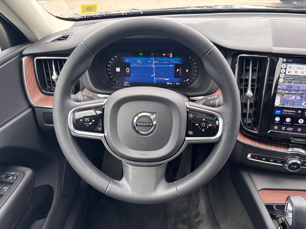 Certified 2023 Volvo XC60 B5 Plus w/ Climate Package AWD/4WD image 7