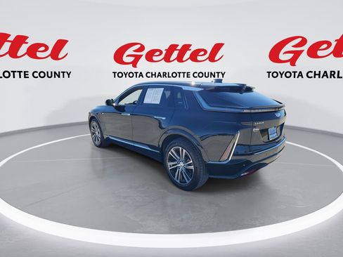 Used 2025 Cadillac Lyriq Luxury image 6