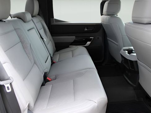 Certified 2025 Toyota Tundra Limited AWD/4WD image 23