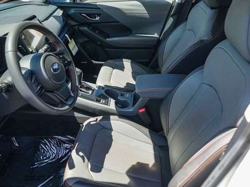 Certified 2025 Subaru Crosstrek 2.5i Limited w/ Crosstrek Mirror Package image 21