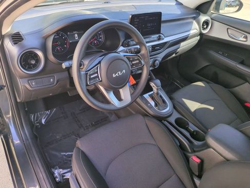 Used 2024 Kia Forte LXS FWD image 17
