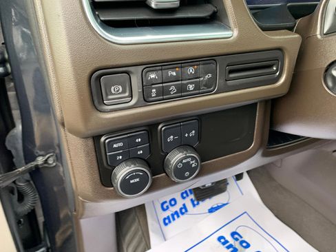 Certified 2022 Chevrolet Tahoe Z71 w/ Luxury Package image 11