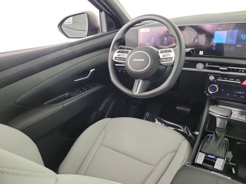 New 2025 Hyundai Santa Cruz SEL image 5