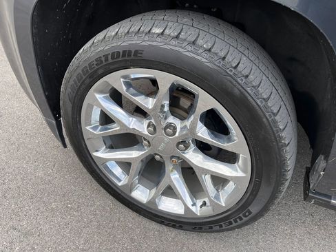 Used 2020 GMC Yukon Denali w/ Denali Ultimate Package image 22