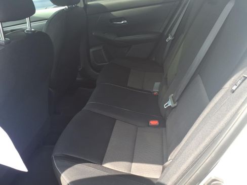 Used 2020 Nissan Sentra SV FWD image 8