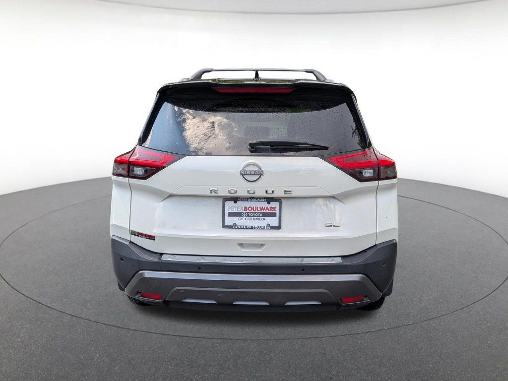 Used 2022 Nissan Rogue SL FWD image 5