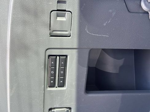 Used 2019 Lincoln Navigator Reserve AWD/4WD image 32