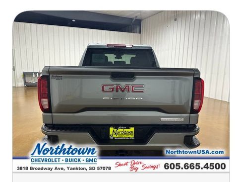New 2026 GMC Sierra 1500 Elevation image 4