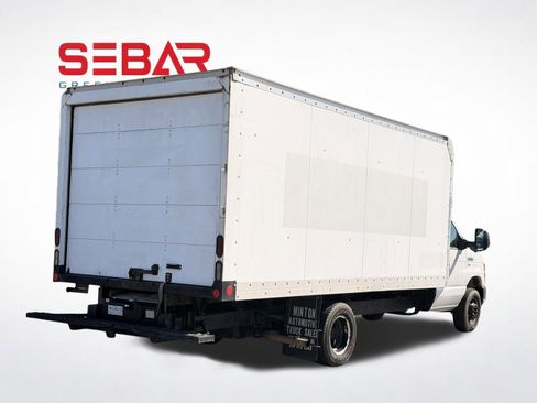 Used 2014 Ford E-350 and Econoline 350 Super Duty image 5