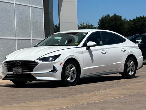 Used 2023 Hyundai Sonata SE w/ Cargo Package FWD image 8