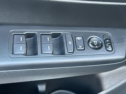 Used 2025 Honda CR-V Sport-L image 11