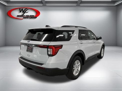 New 2026 Ford Explorer Active RWD image 6