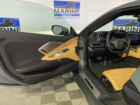 Used 2022 Chevrolet Corvette Stingray Preferred Cpe w/ Battery Protection Package RWD image 28
