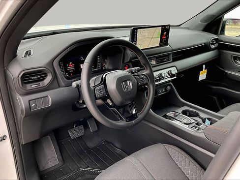 New 2026 Honda Pilot Sport image 8