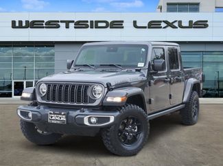 Used 2025 Jeep Gladiator Sport video 1