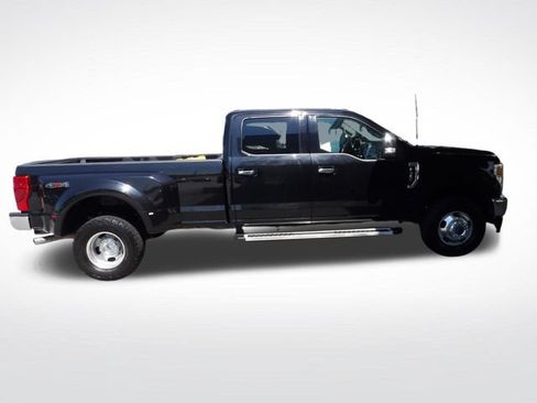 Used 2022 Ford F350 XLT w/ XLT Premium Package AWD/4WD image 14