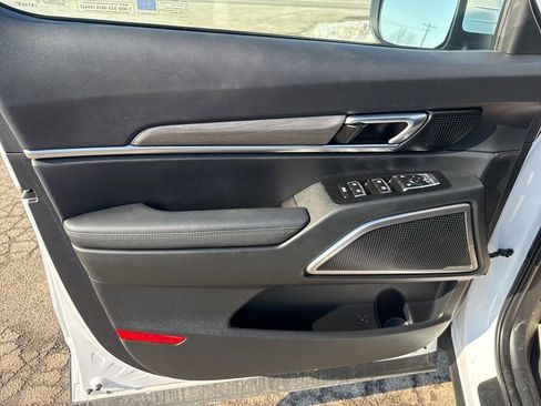 Used 2025 Kia Telluride EX X-Line image 45