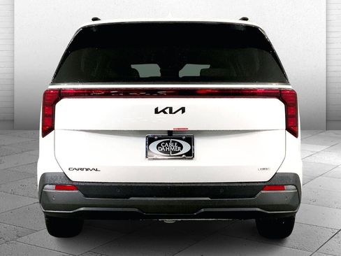 New 2026 Kia Carnival SX w/ SX Dark Edition Package image 4